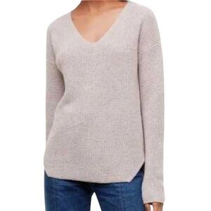 Aritzia sweater 100% merino wool grey/blush size S